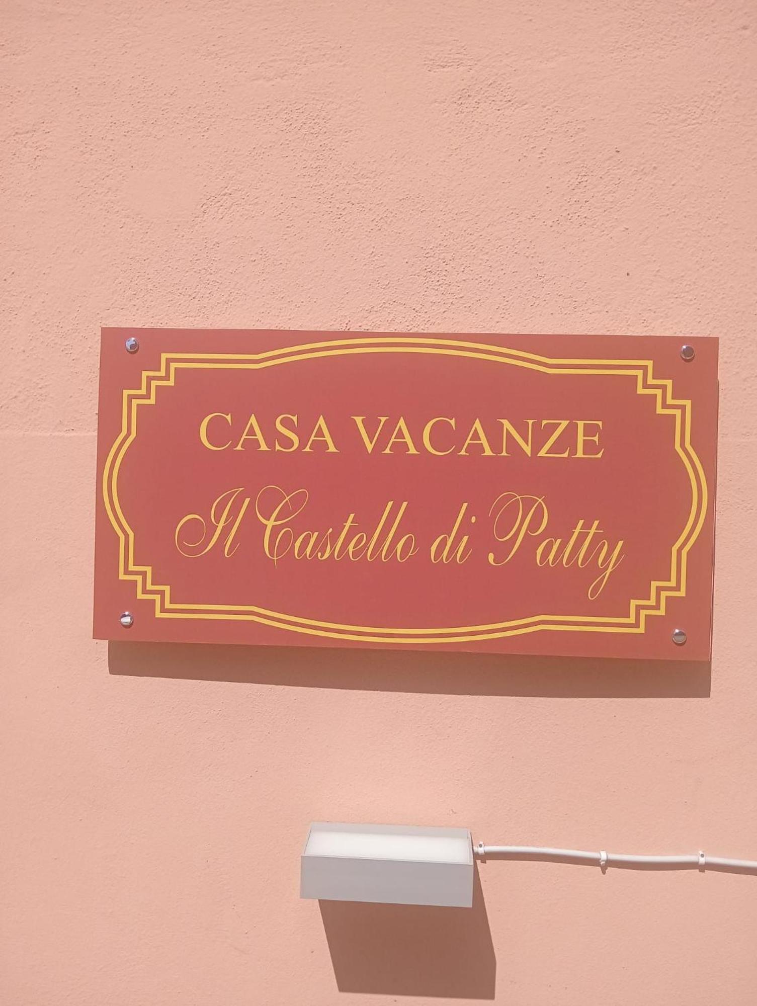 Il Castello Di Patty Lejlighed Catania Eksteriør billede
